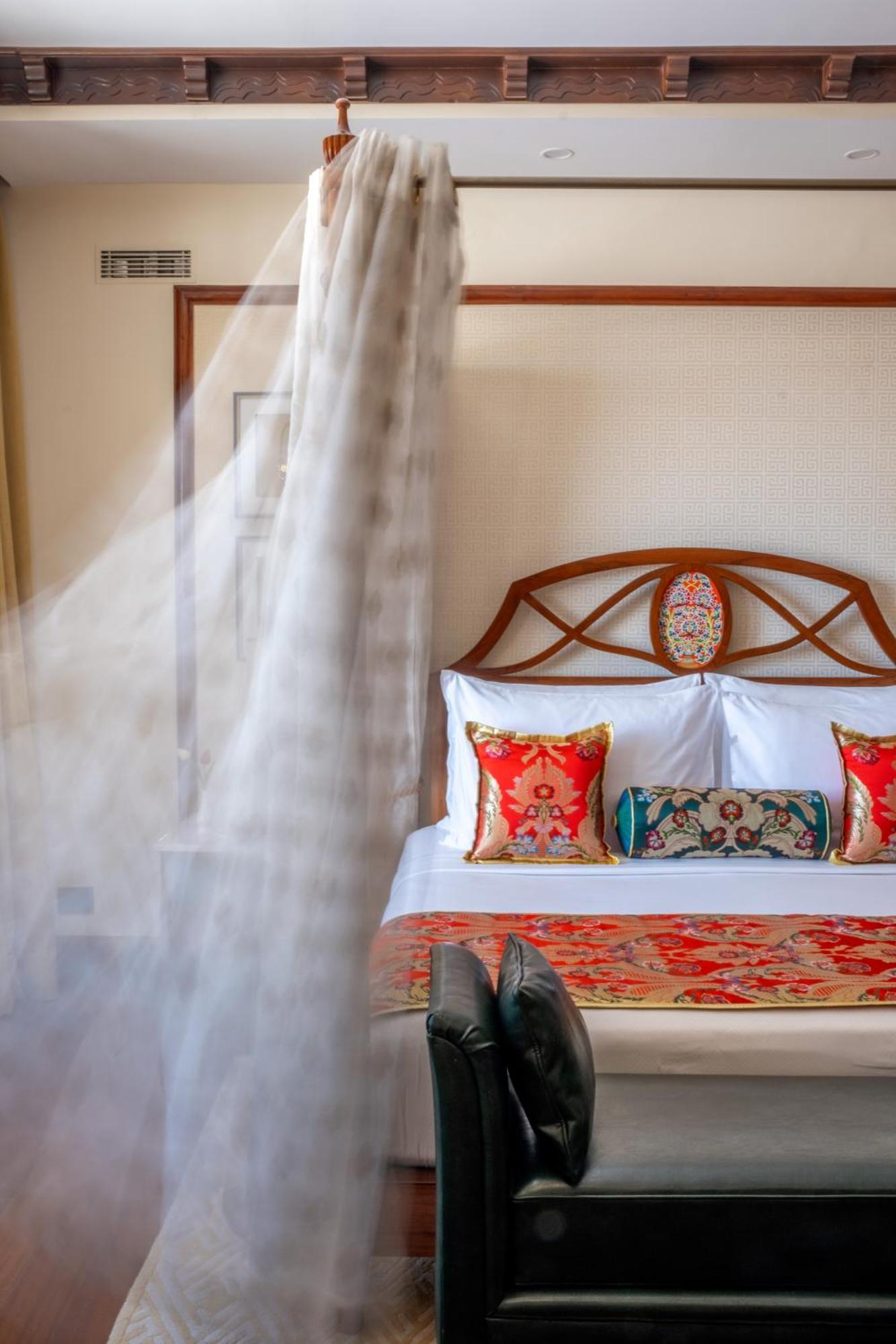 Hotel The Grand Dragon Ladakh Leh Esterno foto